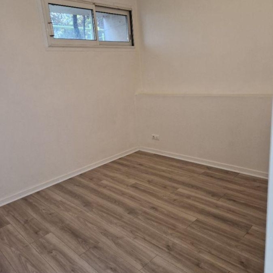  Annonces NIORT : Appartement | NIORT (79000) | 33 m2 | 405 € 